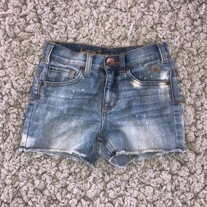 Justice jean shorts 8R 😎